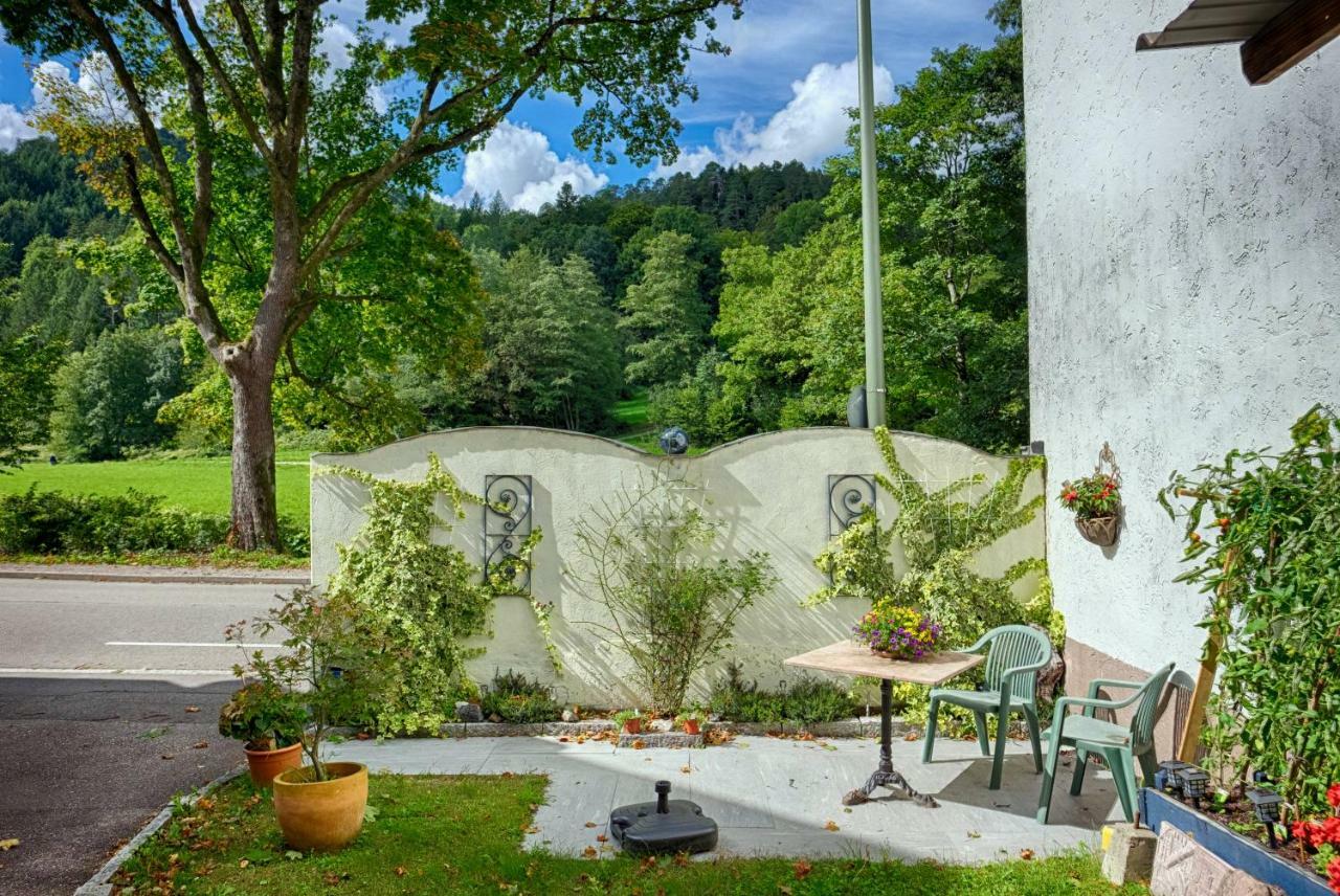 Ferienwohnung Heinzelmann Baden-Baden Exterior foto